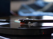 Jimmy Fallon Tributes David Bowie On SNL